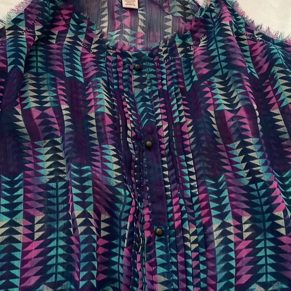 Patterned tank - Picture 2 of 8